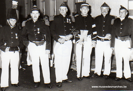 Sapeurs en petite tenue