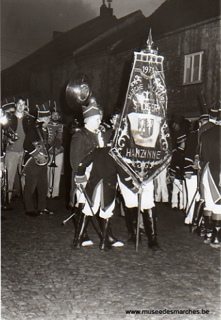 Le drapeau d'Hanzinne