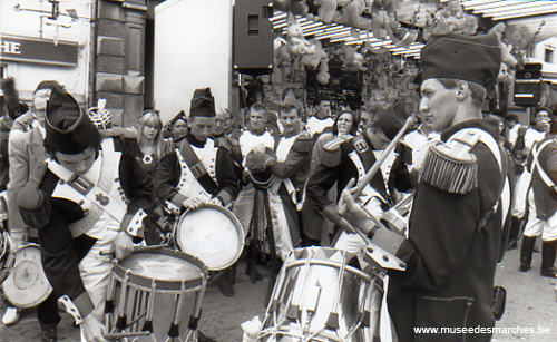 Tambours battant l'Appel