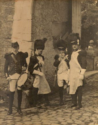 Les grenadiers à Leers et Fosteau