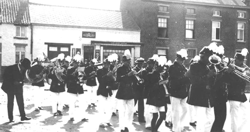 La fanfare sur la place