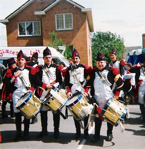 Deux familles de tambouris