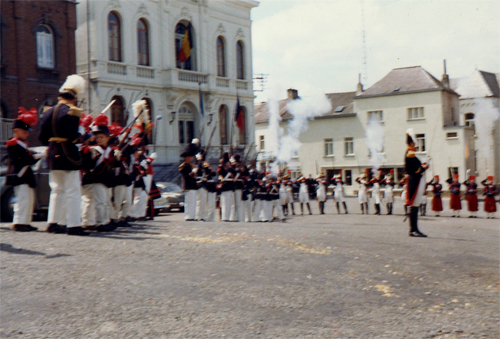Battaillon carré sur la place
