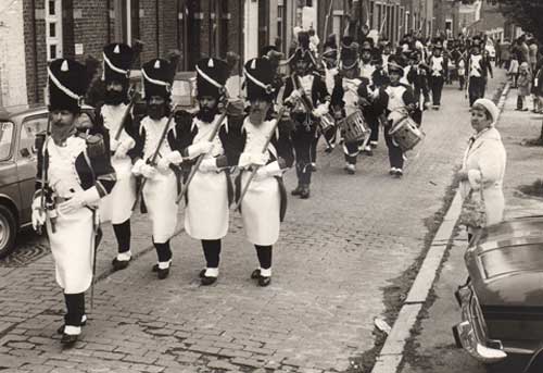 Les grenadiers en déplacement