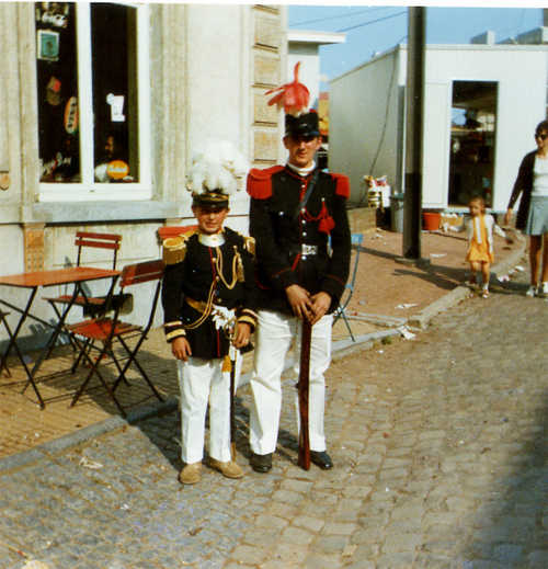 Jeune officier et tromblon