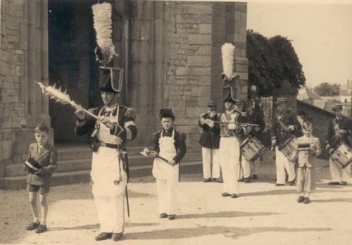 Sergen-sapeur et tambour-major